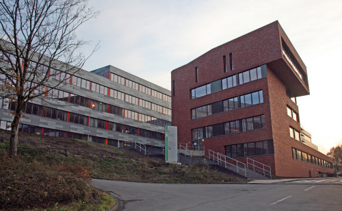Auch im 2013 erweiterten Berufskolleg Dieringhausen können Schülerinnen und Schüler die Fachhochschulreife erwerben (Foto:OBK) 