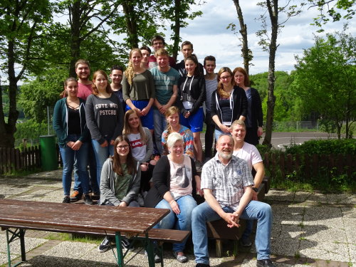 17 Ehrenamtliche nahmen an der Jugendleiterschulung in der Jugendherberge Morsbach teil. (Foto: OBK)