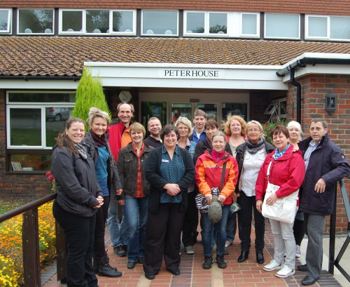 Eine AGewiS-Gruppe besucht das Peter-House in Südengland. (Foto:OBK)