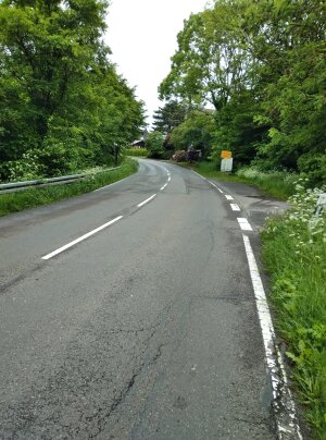 K 58 bei Morsbach-Lichtenberg wird großflächig saniert. (Foto: OBK)