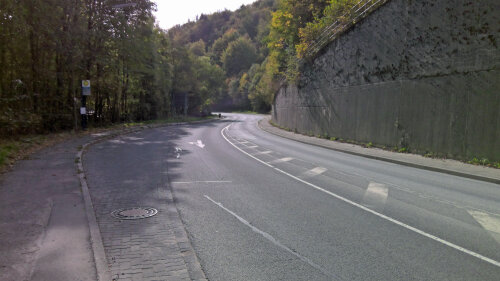 Die Kreisstraße 46 im Ortsbereich Gummersbach-Becke wird umfassend saniert. (Foto: OBK) 