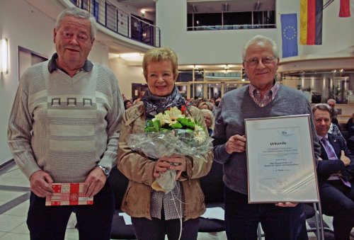 Der Verein für Sport und Gesundheit Wipperfürth e.V., mit Initiatorin Ursula Osberghaus, wurde 2014 Preisträger Nr. 1. (Foto:OBK)
