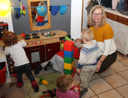 Sabine Streit betreut seit 13 Jahren Kinder in der Tagespflege. (Foto: OBK)