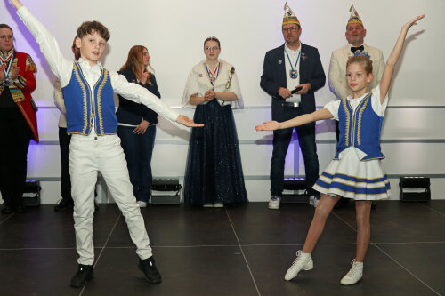 Prinzessin Liya I. repräsentierte die Karnevalsgesellschaft Morsbach e. V. beim diesjährigen Tollitätenemfang, unterstützt u. a. durch den gelungenen Auftritt des Kindertanzpaars. (Foo: OBK)