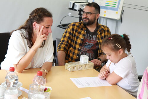 Bei den anspruchsvollen Matheaufgaben waren die kleinen Rechnerinnen und Rechner souverän. (Foto: OBK) Bei den anspruchsvollen Matheaufgaben waren die kleinen Rechnerinnen und Rechner souverän. (Foto: OBK)