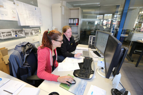 Ein Schnupperpraktikum ist zum Beispiel auch in einem Technischen Büro sinnvoll, um verschiedene Berufsbilder kennenzulernen. (Foto: OBK)   