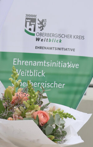 Die Ehrenamtsinitiative Weitblick des Oberbergischen Kreises bietet zahlreiche Angebote, mit Hilfe des ehrenamtlichen Engagements von Bürgerinnen und Bürgern. (Foto: OBK).  
